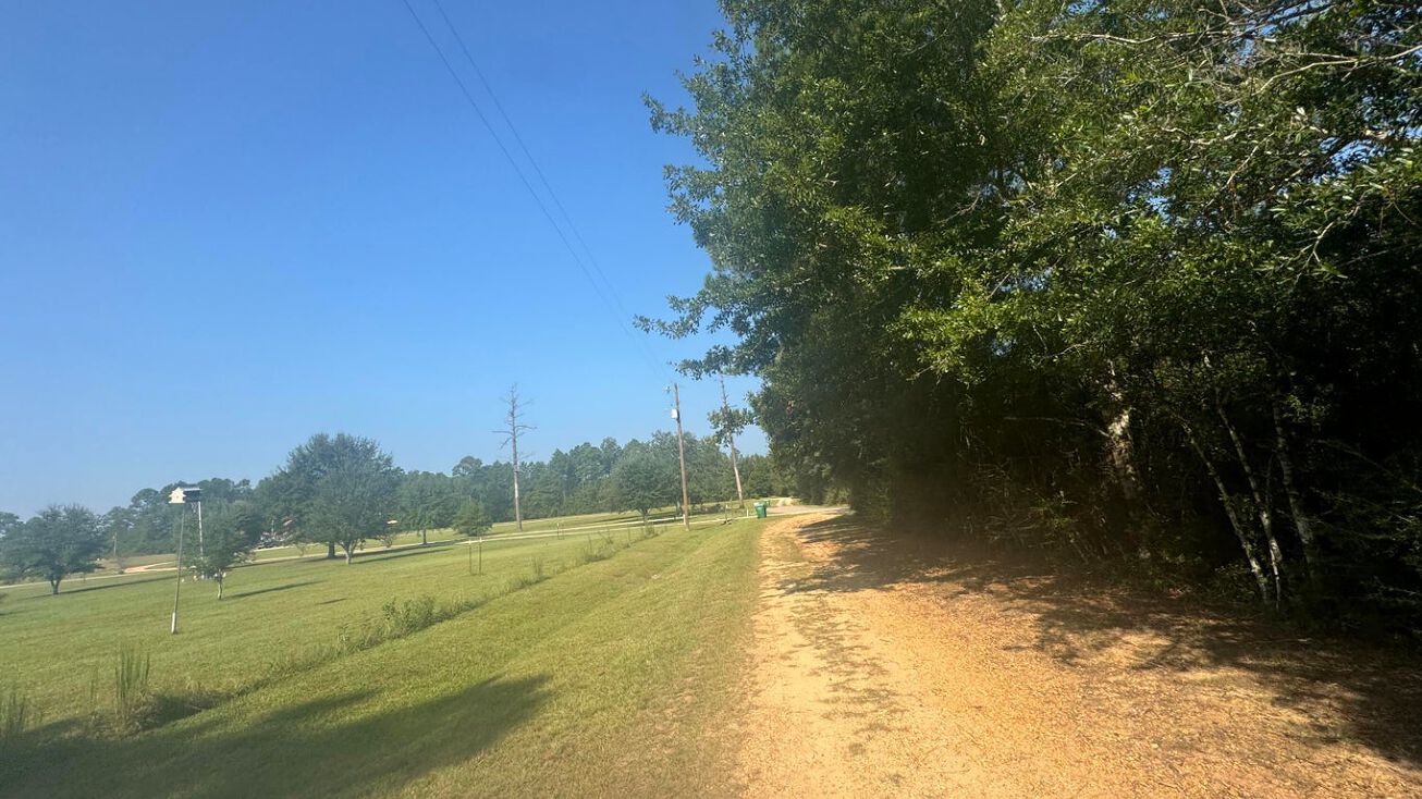 6095 Cortez Ct, Kiln, MS 39556