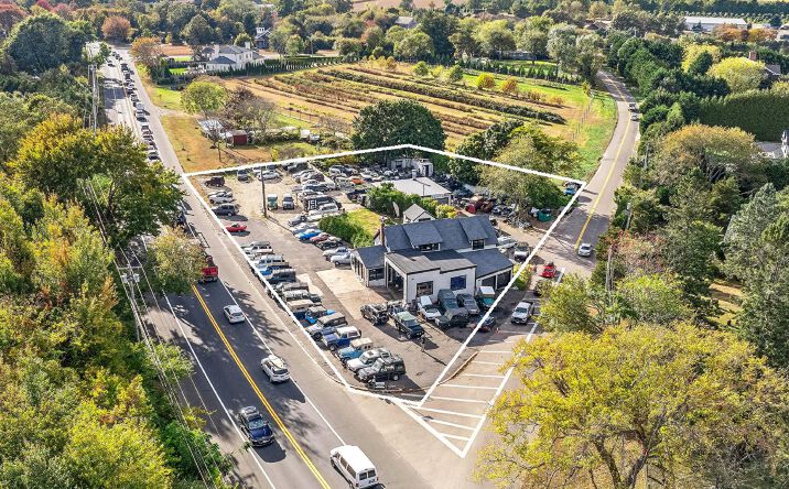 Pictures of Industrial, Multifamily, Retail property located at 1640 Montauk Hwy, Water Mill, NY 11976 for sales - image #1