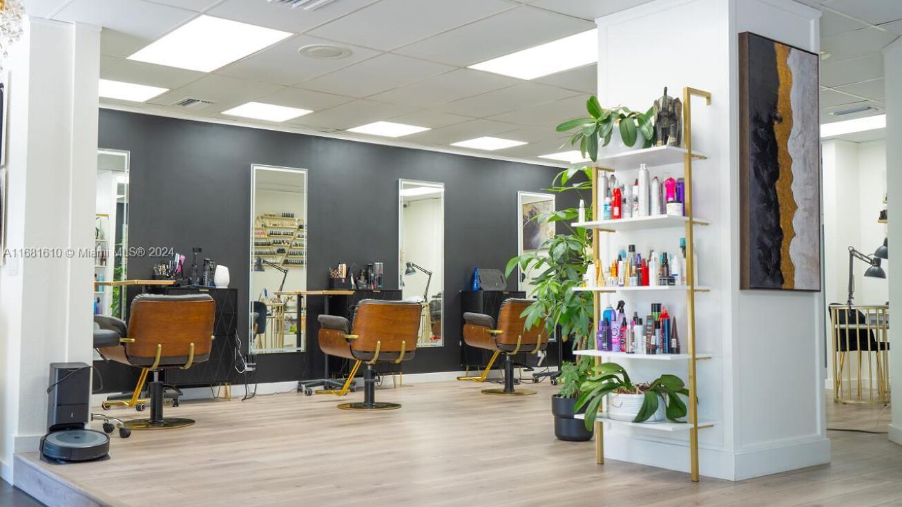 1684 SE 10th, Fort Lauderdale, FL 33316