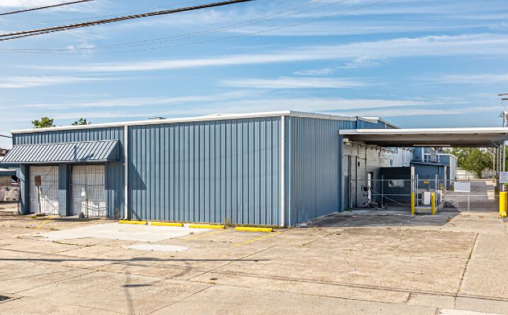 Pictures of Industrial property located at 1424 4th St, Westwego, LA 70094 for sales - image #1