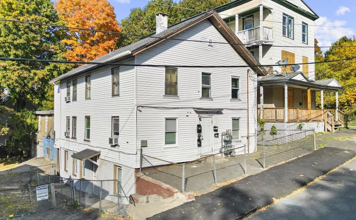 Multifamily Apartment Buildings for Sale in CT | Crexi.com