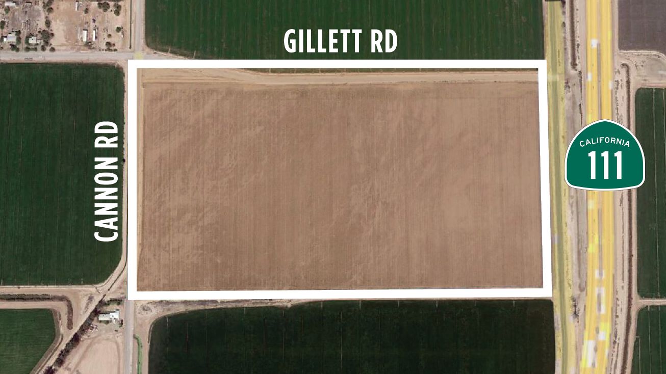 E Gillett St, El Centro, CA 92243