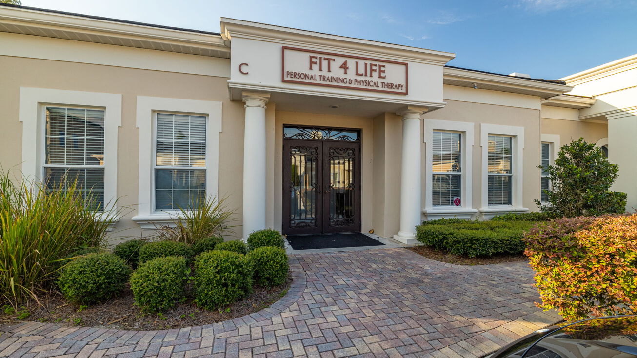 17419 Bridge Hill Ct, Tampa, FL 33647