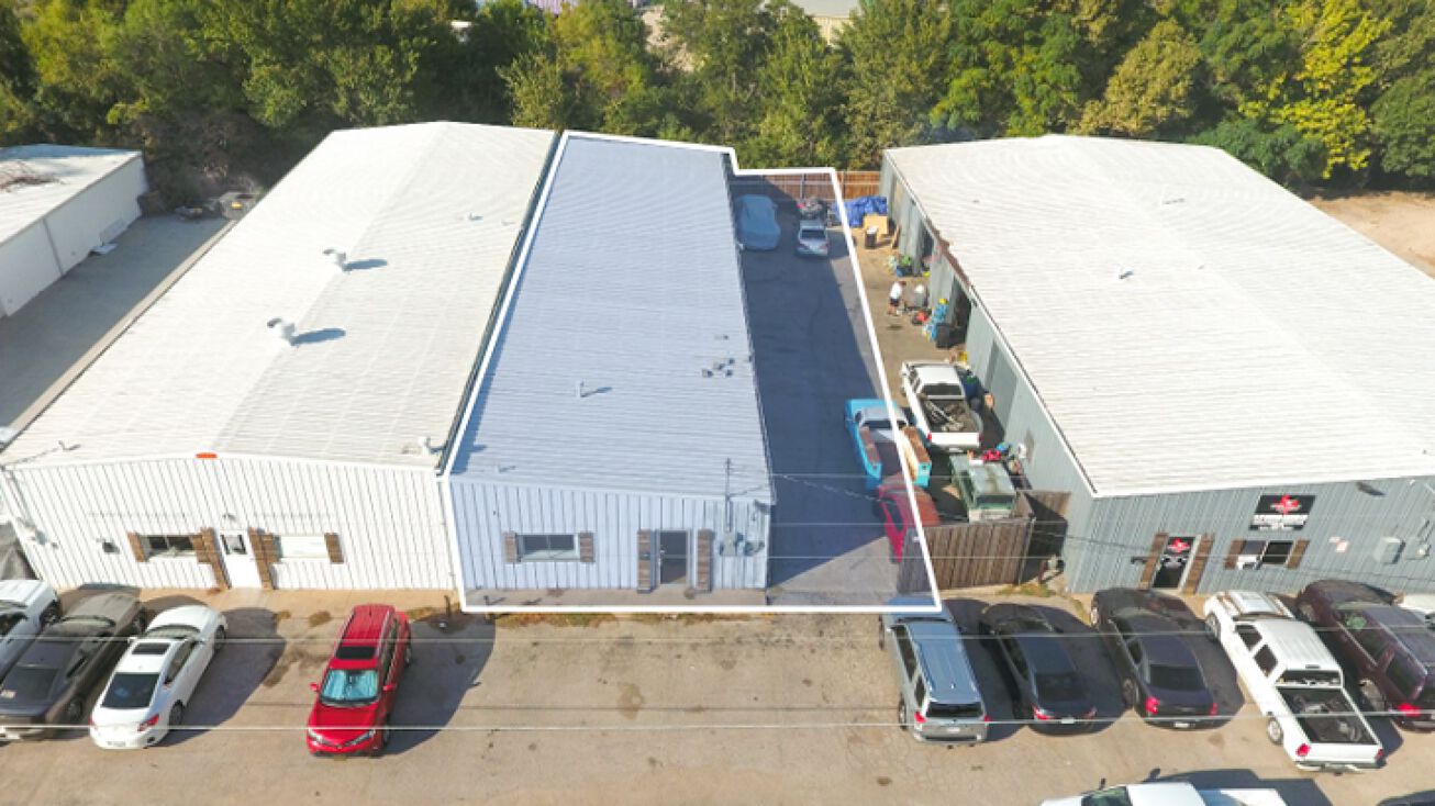 213 Austin St, Garland, TX 75040