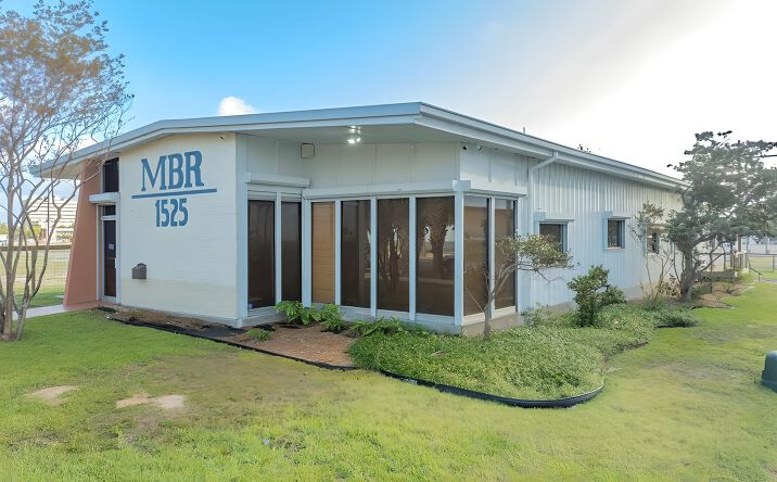 Pictures of Office, Retail property located at 1525 N Shoreline Blvd, Corpus Christi, TX 78401 for sales - image #1