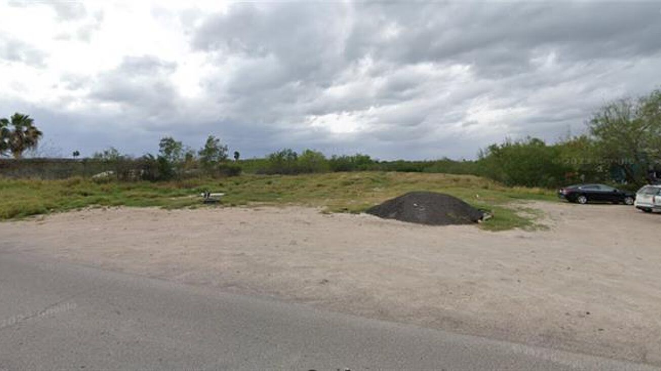 41 N Bryan Road, Alton, TX 78574