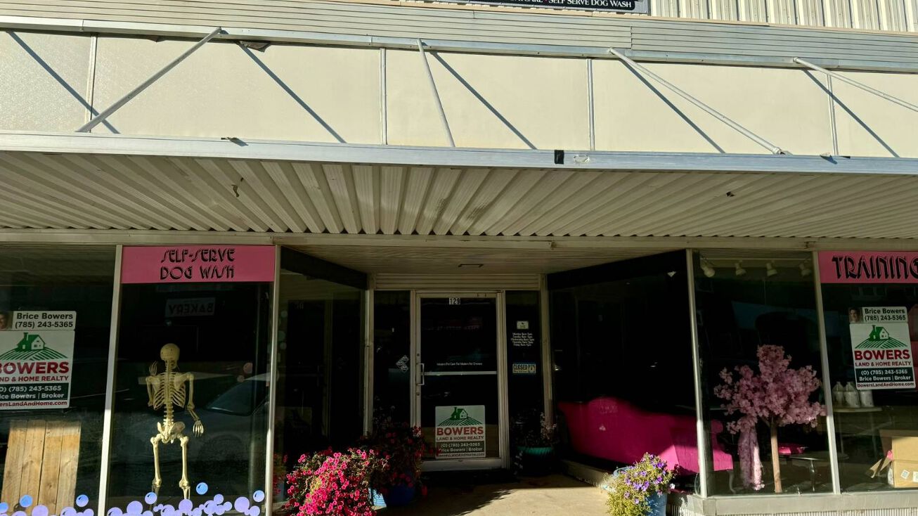 129 w 6th, Concordia, KS 66901