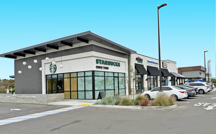 Pictures of Retail property located at 751 Town Center Dr, Oxnard, CA 93036 for sales - image #1