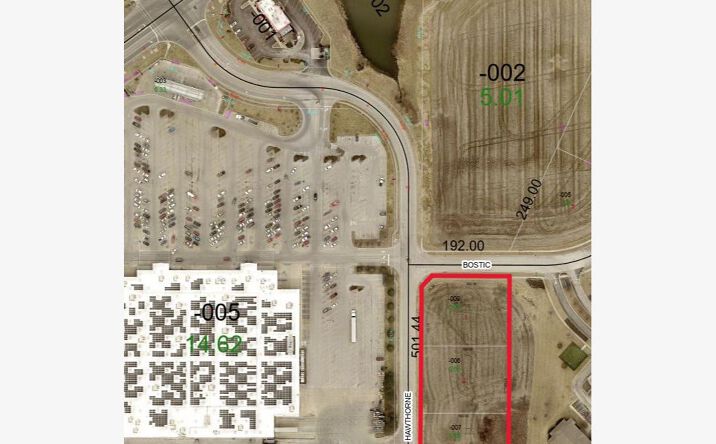 Pictures of Land property located at Hawthorne Dr, Charleston, IL 61920 for sales - image #1