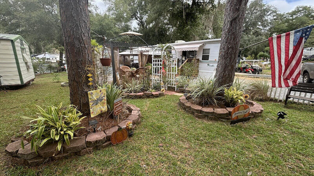 25223 NE 143RD ST LOT 165, Salt Springs, FL 32134