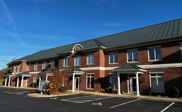 Pictures of Office property located at 2527 Nelson Miller Pkwy, Louisville, KY 40223 for sales - image #1