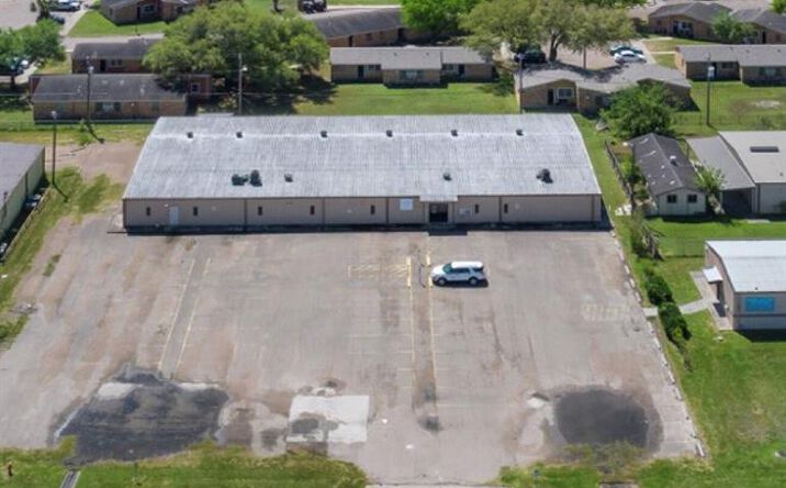 Pictures of Industrial, Mixed Use, Office property located at 1413 E Corral Ave, Kingsville, TX 78363 for sales - image #1