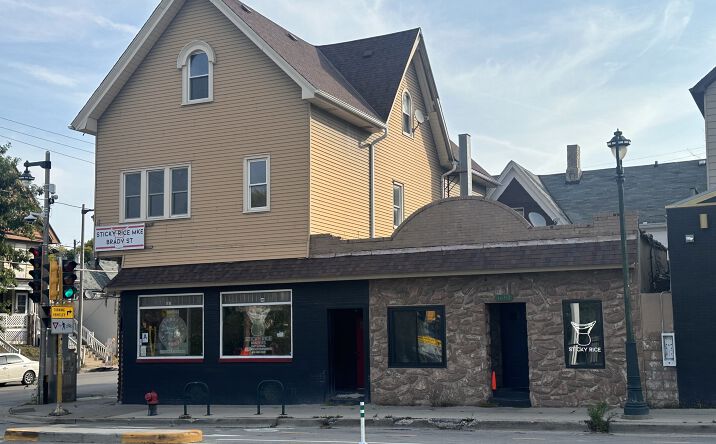 Pictures of Mixed Use, Multifamily, Retail property located at 707 East Brady Street, Milwaukee, WI 53202 for sales - image #1