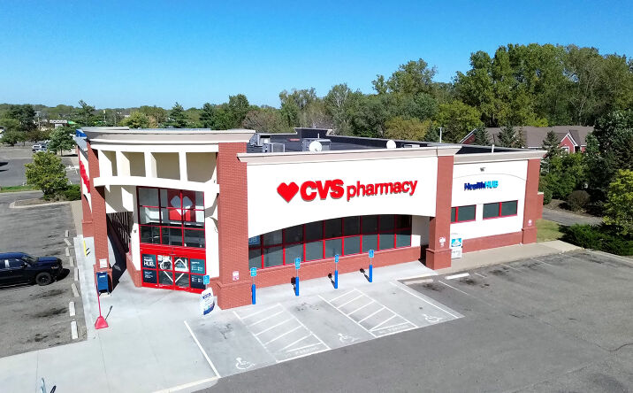 Pictures of Retail property located at 2196 White Bear Ave, Maplewood, MN 55109 for sales - image #1