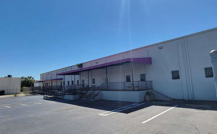 Pictures of Industrial property located at 2140 W Washington St, Orlando, FL 32805 for sales - image #1