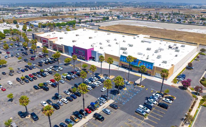 Pictures of Retail property located at 500-506 Carson Town Center N, Carson, CA 90745 for sales - image #1