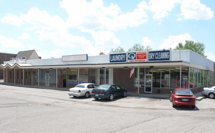 Pictures of Office, Retail property located at 9402 Blue Ridge Blvd, Kansas City, MO 64138 for sales - image #1