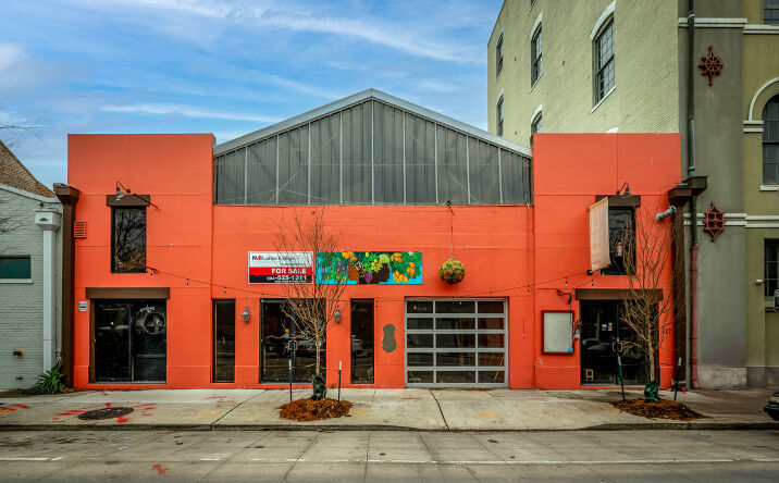 Pictures of Mixed Use, Office, Retail property located at 527 Julia St, New Orleans, LA 70130 for sales - image #1