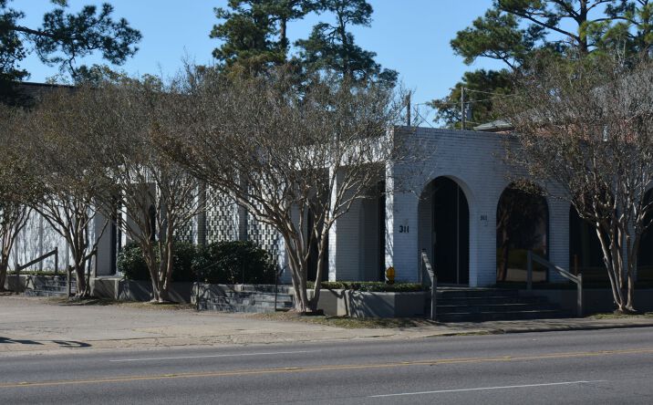 Pictures of Office property located at 311 W University Ave, Lafayette, LA 70506 for sales - image #1