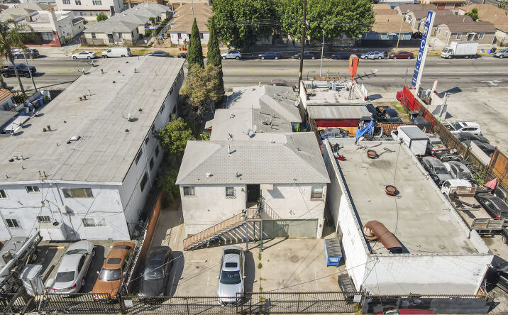 9228 S WESTERN AVE Los Angeles CA 90047-3851 APN: 6055-026-034 | Crexi.com