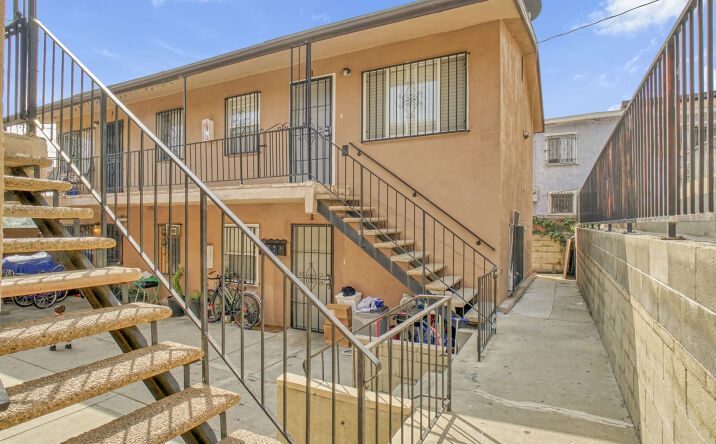 Pictures of Multifamily property located at 5274 Ithaca Ave, Los Angeles, CA 90032 for sales - image #1