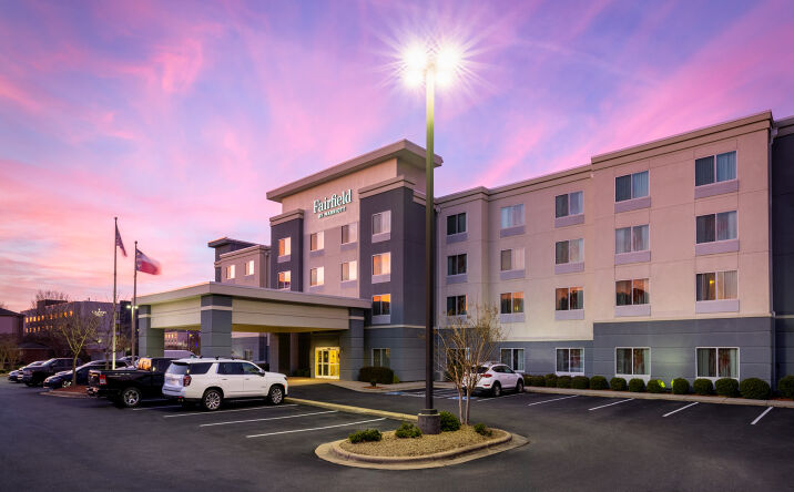Pictures of Hospitality property located at 809 Venture Dr, Smithfield, NC 27577 for sales - image #1