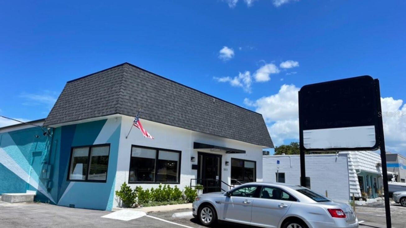 8400 Seminole Boulevard, SEMINOLE, FL 33772