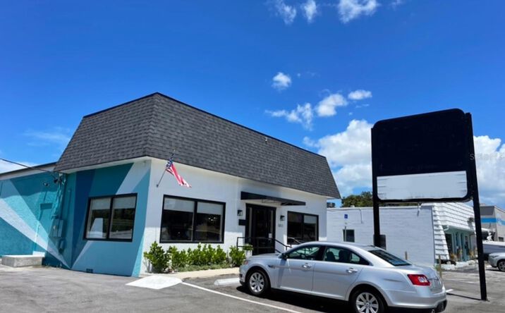 Pictures of Hospitality property located at 8400 Seminole Boulevard, SEMINOLE, FL 33772 for sales - image #1