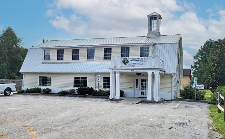 Pictures of Retail property located at 6527 Raeford Rd, Fayetteville, NC 28304 for sales - image #1