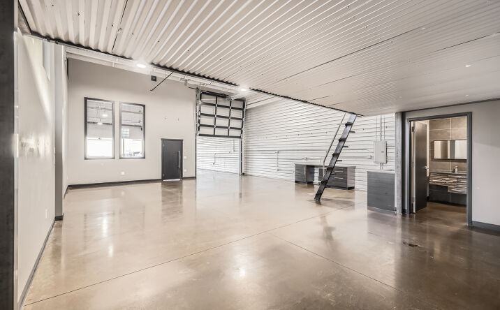Pictures of Office property located at 9337 Commerce Center St  Unit C5, Highlands Ranch, CO 80129 for comps - image #1