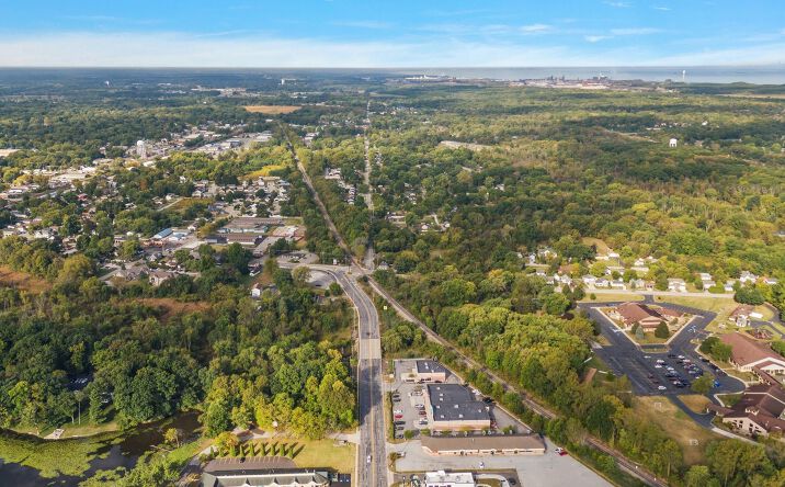 Pictures of Land property located at 330 Indian Boundary Rd, Chesterton, IN 46304 for sales - image #1