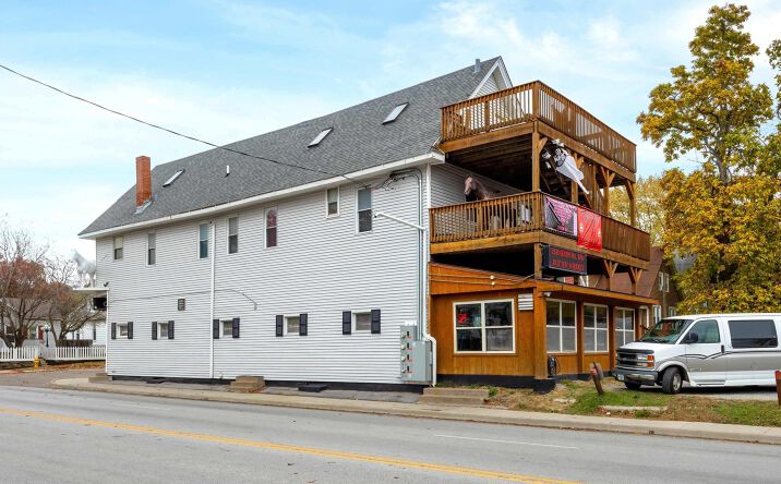 Pictures of Multifamily, Retail property located at 1731 W 6TH Street, Davenport, IA 52802 for sales - image #1