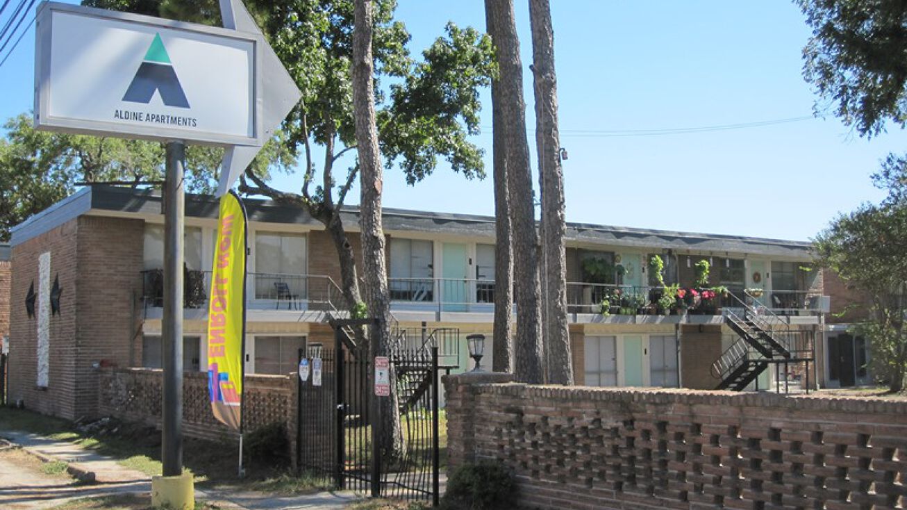 4826 Aldine Mail Rte Rd, Houston, TX 77039