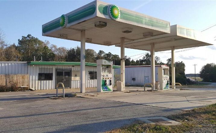 Pictures of Mixed Use property located at 12626 US Highway 221, Soperton, GA 30457 for sales - image #1