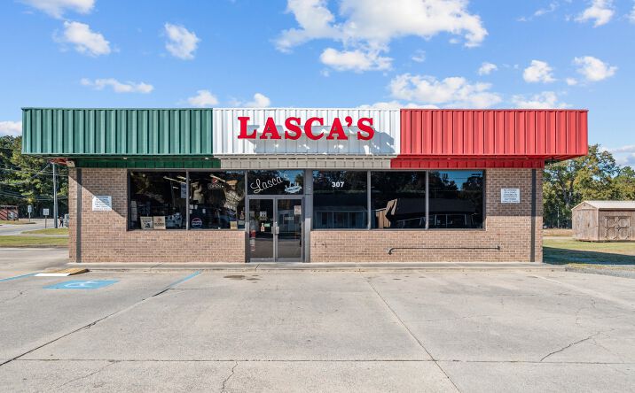 Pictures of Business for Sale, Hospitality property located at 307 W Granville St, Windsor, NC 27983 for sales - image #1