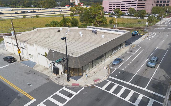 Pictures of Mixed Use, Office, Retail property located at 906 N Orange Ave, Orlando, FL 32801 for sales - image #1