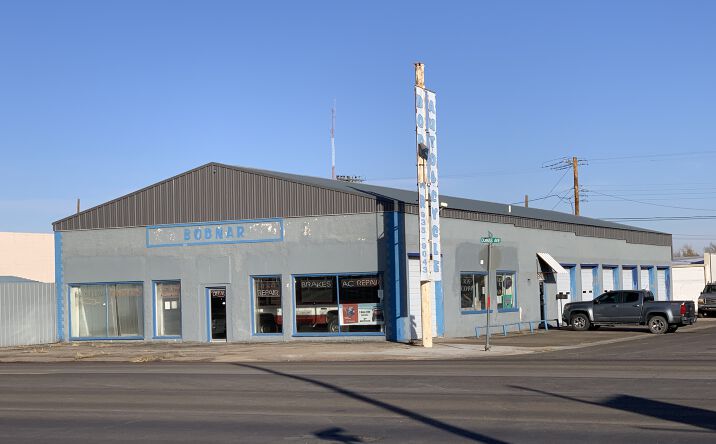 Pictures of Retail property located at 823 S Dumas Ave, Dumas, TX 79029 for sales - image #1
