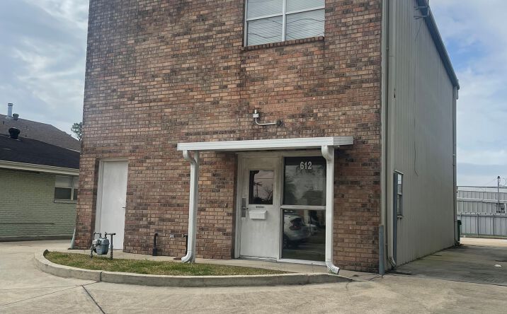 Pictures of Office property located at 612 Clearview Pkwy, Metairie, LA 70001 for sales - image #1