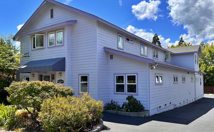 Pictures of Mixed Use, Multifamily, Office property located at 721 Pine St, Mount Shasta, CA 96067 for sales - image #1