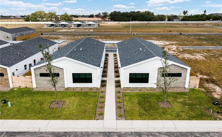 Pictures of Multifamily property located at 2700 Mockingbird Road, Weslaco, TX 78596 for sales - image #1