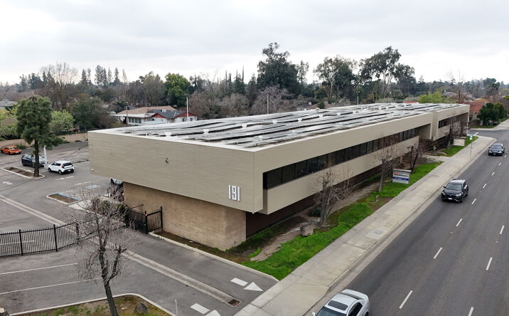 Pictures of Office property located at 191 W Shaw Ave, Fresno, CA 93704 for sales - image #1