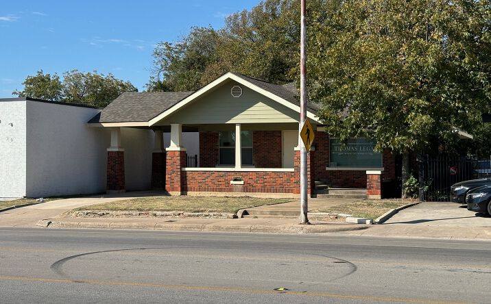 Pictures of Office property located at 2816 Hemphill St, Fort Worth, TX 76110 for sales - image #1
