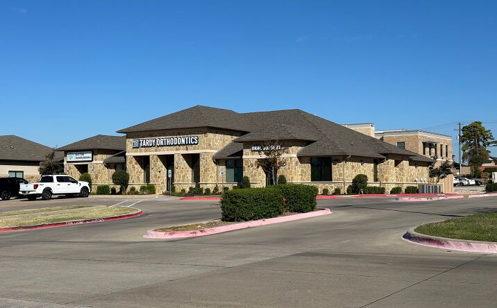 Pictures of Office property located at 8805 N Tarrant Pkwy, North Richland Hills, TX 76182 for sales - image #1