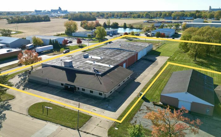 Pictures of Industrial property located at 2881 E Parkway Dr, Decatur, IL 62526 for sales - image #1