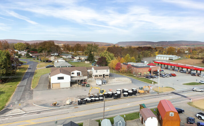 Pictures of Retail property located at 3566 Peters Mountain Rd, Halifax, PA 17032 for sales - image #1
