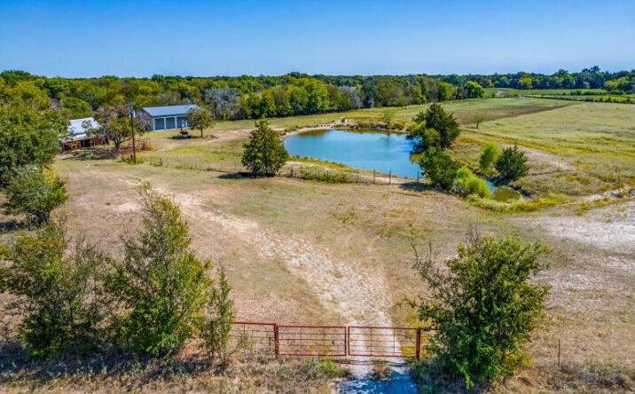 Pictures of Land property located at 9441 FM 1388, Scurry, TX 75158 for sales - image #1