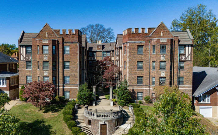 Pictures of Multifamily property located at 2111 Eastern Pkwy, Louisville, KY 40204 for sales - image #1