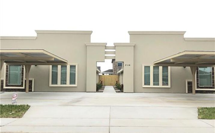 Pictures of Multifamily property located at 2114 Taxco Court, Edinburg, TX 78542 for sales - image #1