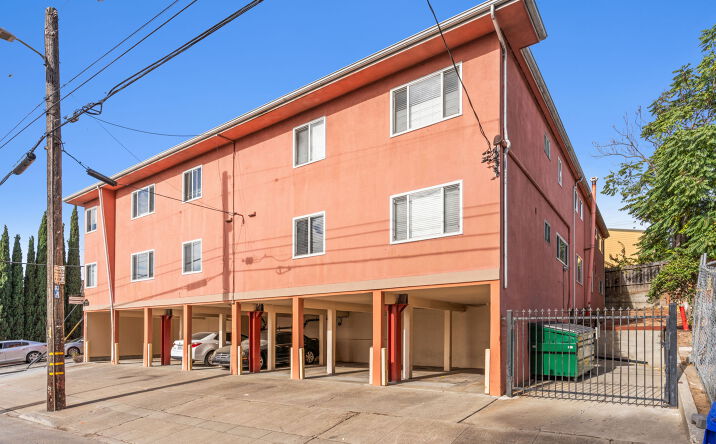 Pictures of Multifamily property located at 5470 Camden St, Oakland, CA 94619 for sales - image #1