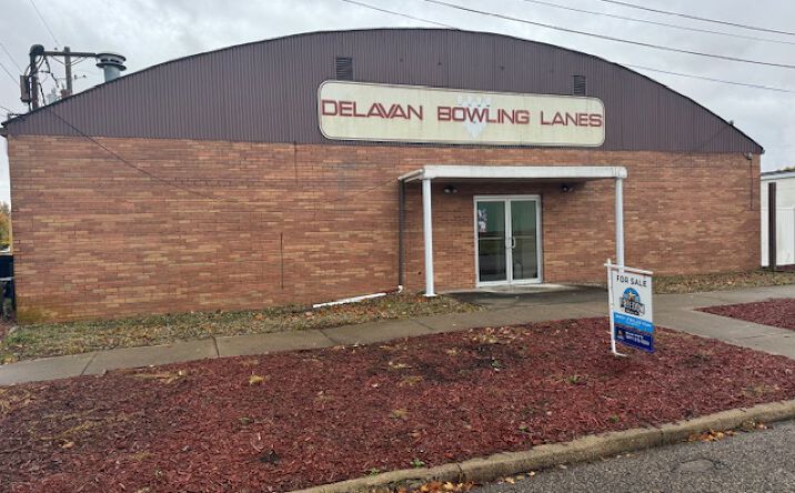 Pictures of Business for Sale property located at 220 E 5th St, Delavan, IL 61734 for sales - image #1
